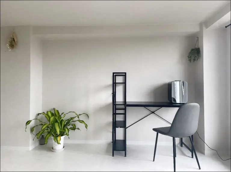 Mielで使用されている施術ベッド。やさしい色合いとナチュラルな雰囲気が特徴